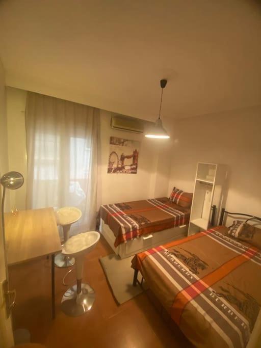 Queen Suites 60M2 Salonicco Esterno foto