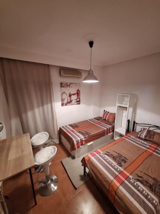 Queen Suites 60M2 Salonicco Esterno foto