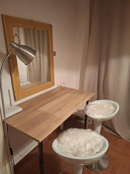 Queen Suites 60M2 Salonicco Esterno foto